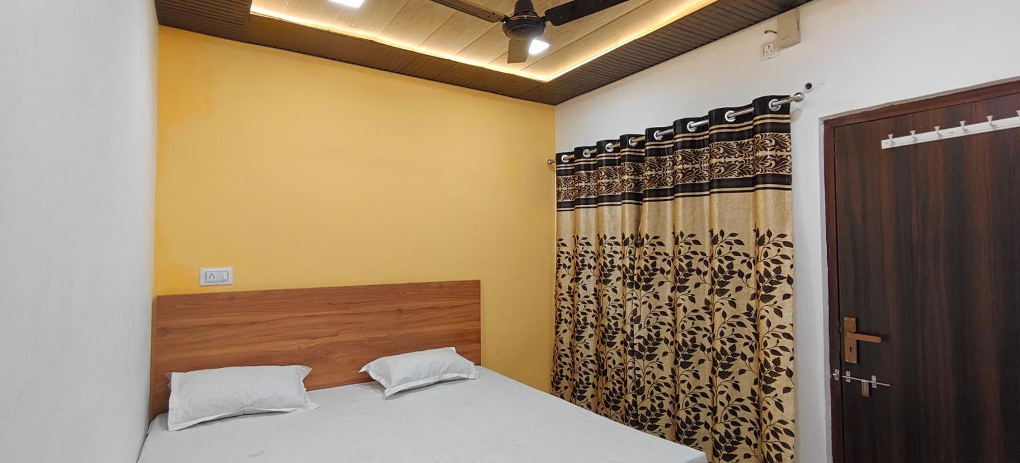 Hotel Mashaal- A Light Lit By Vidhata Jhānsi 외부 사진
