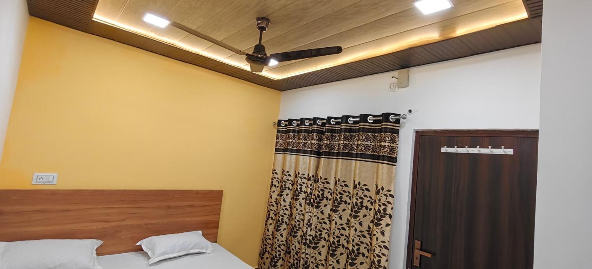 Hotel Mashaal- A Light Lit By Vidhata Jhānsi 외부 사진