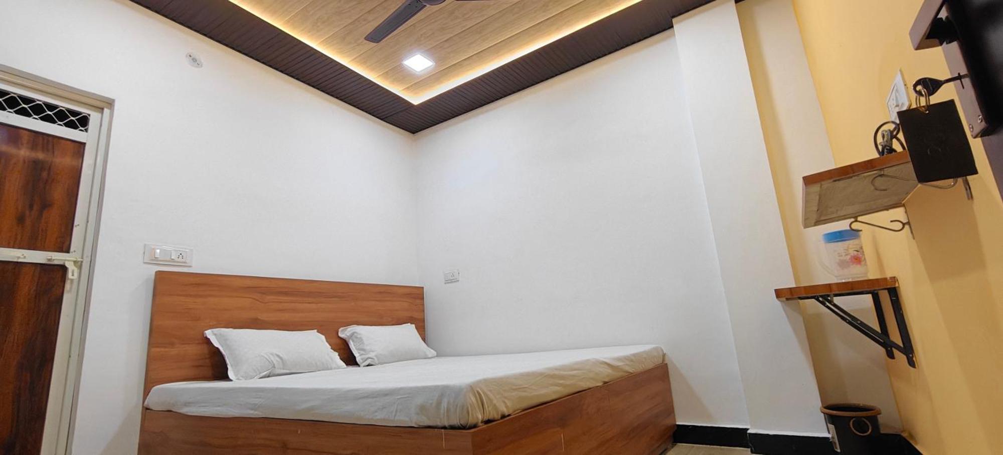 Hotel Mashaal- A Light Lit By Vidhata Jhānsi 외부 사진