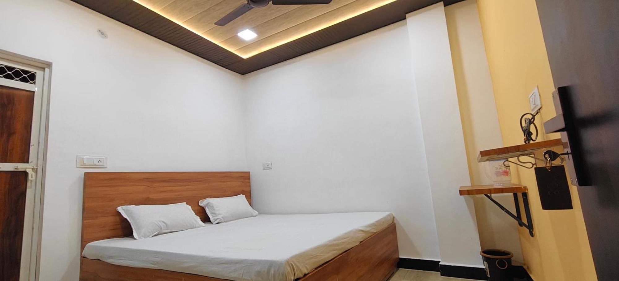 Hotel Mashaal- A Light Lit By Vidhata Jhānsi 외부 사진